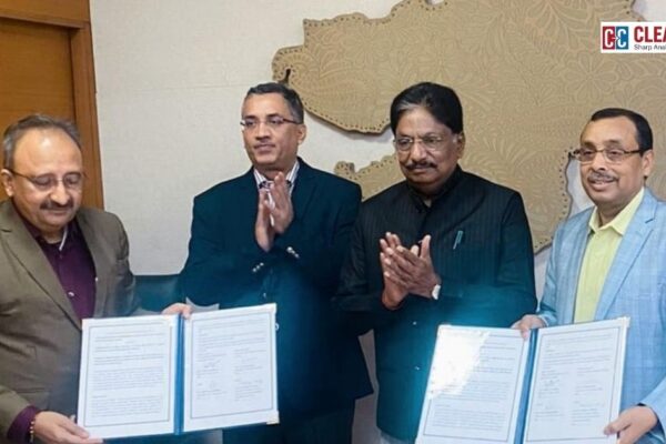 Students attending computer class in a Gujarat Board school after curriculum update